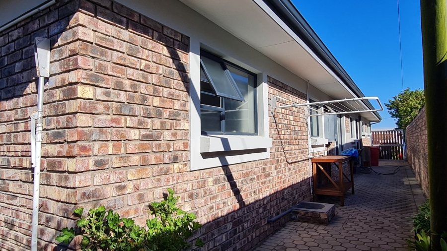 3 Bedroom Property for Sale in Dana Bay Western Cape